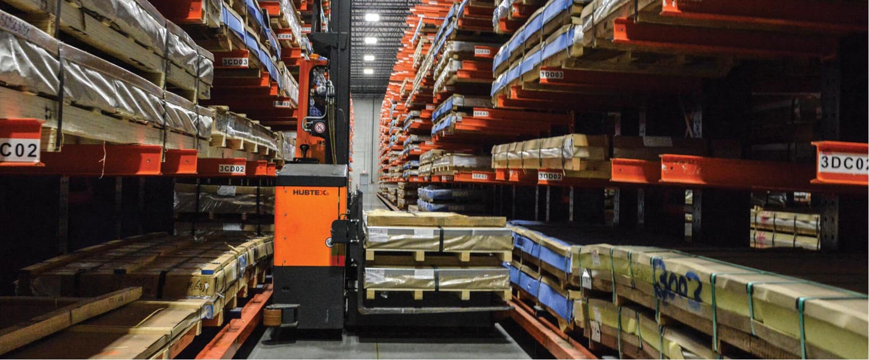 narrow isle industrial truck